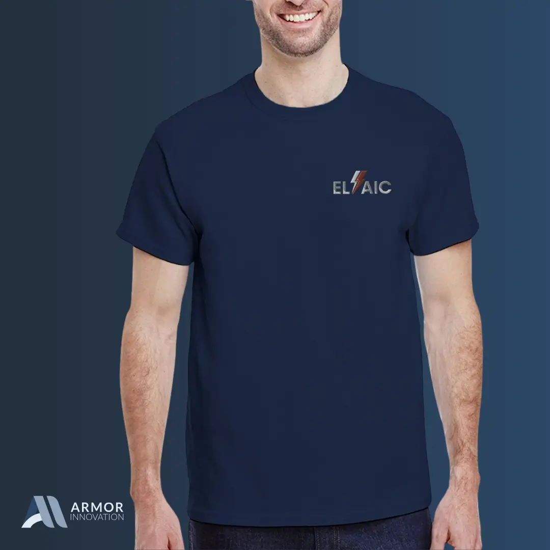 T-shirt de travail brodé au logo Elaic, artisan Finistère